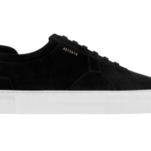 Axel Arigato  - Bra skick, använda kanske 20 gånger. Har stått orörda många månader