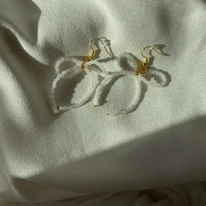 Handgjorda örhängen 🤍 - 🤍