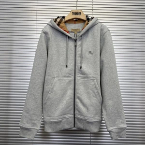 Burberry kofta - Burberry kofta säljs 