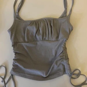 Grå topp - Grå topp, knappt använd☺️