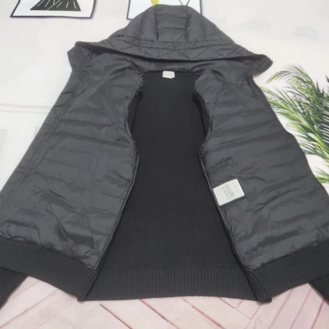 Moncler Cardigan - 90