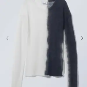 Söker denna tröja i xs ❤️kan tänka mig att betala 200/250 kr
