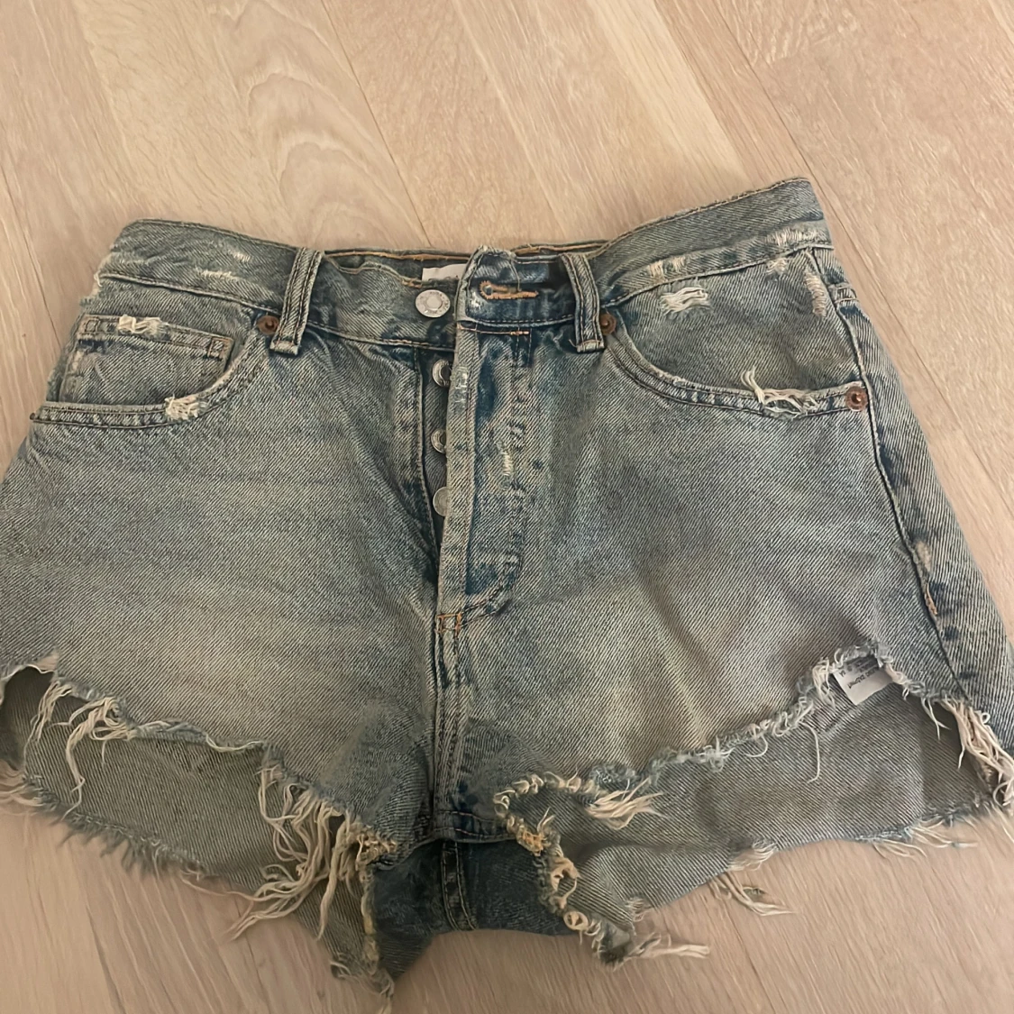 Säljer Zara shorts 