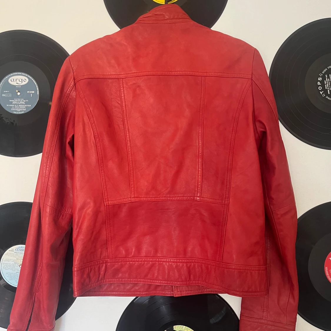 Röd skinnjacka - 91