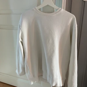 Zara vit sweatshirt - Bra skick, small