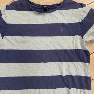 T-shirt  - Fin Gant T-shirt strl S-M