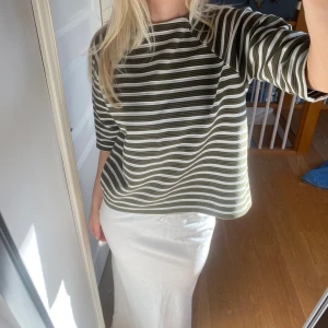 Randig tröja  - Kommer inte till användning! Skriv om ni har frågor💕 