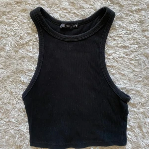 Linne från Zara  - Linne från Zara, nästan aldrig använd 🖤