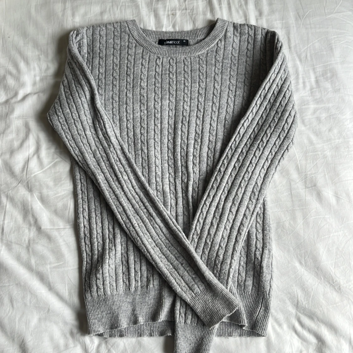 kabelstickad tröja