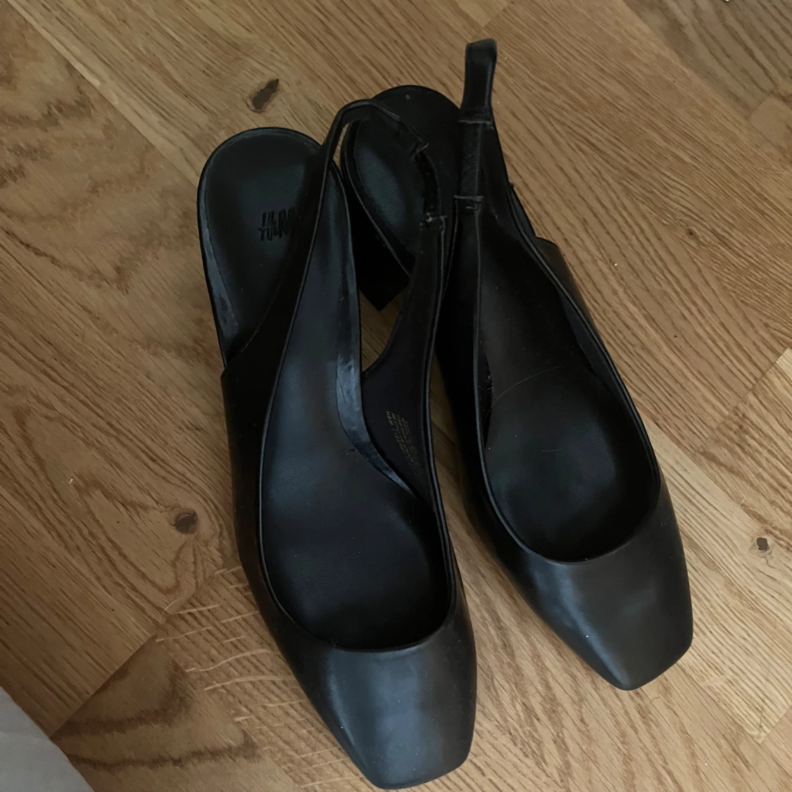 Oanvända klackskor  - 90