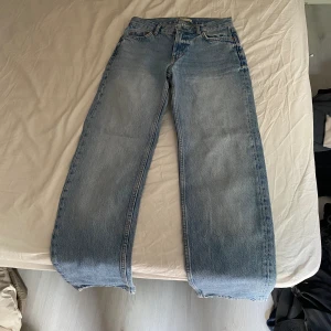 Perfect jeans - från Gina storlek 32