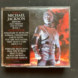 Michael Jackson history past, present and future book, 1995 2 disc cd album  - Repor på asken finns, skivorna är fina 