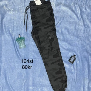 Pojke kläder  - Jätte fin oanvända stl 164 