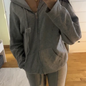 Grå flis - Jätte snygg grå flis