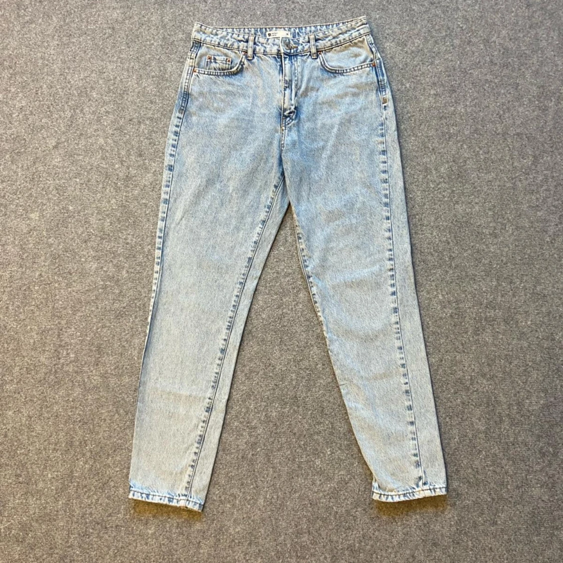 Ginatricot perfect baggy ljusblå jeans