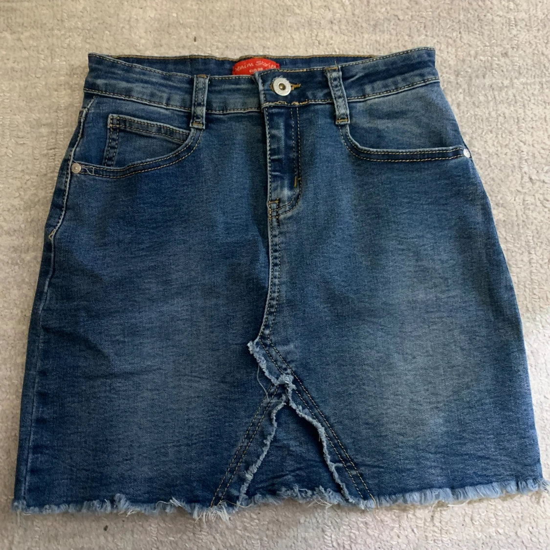 Kort jeanskjol  - 90