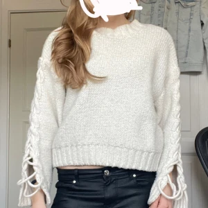 Tjocktröja - As snygg tröja med snörning på båda sidorna🤩🤩