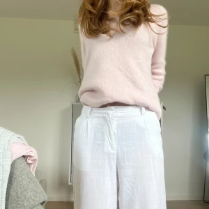 Linnebyxor - Så himla fina men tyvärr för små för mig. Dom är som ett par kostymbyxor i modellen, och är verkligen så fina på!💓