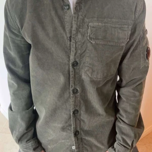 CP company overshirt  - Bra skick  Storlek S Nypris:2700kr 