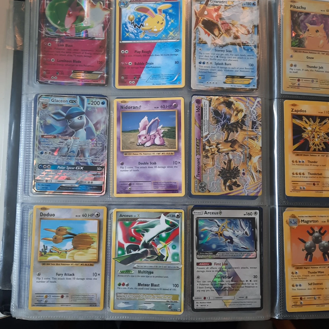 Både gamla och nya pokémonkort  - 91