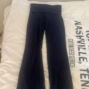 Säljer superfina yoga pants från Gina Tricot!! - Säljer yoga pants från Gina tricot, pga försmå😊 storlek xxs 