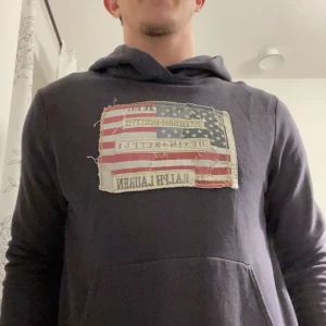Denim and supply, ralph lauren hoodie - Säljer då det inte är min stil.