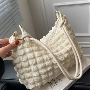 Shein handväska  - Shein handväska  Mer bilder privat 