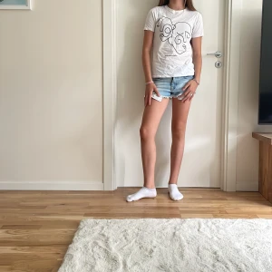 T-shirt  - Medel skick