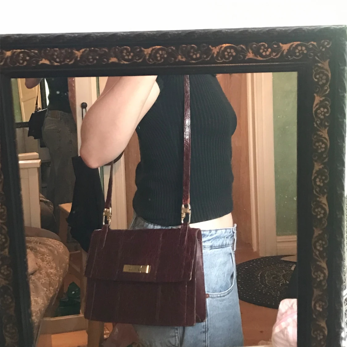 Wine red handbag  - 90