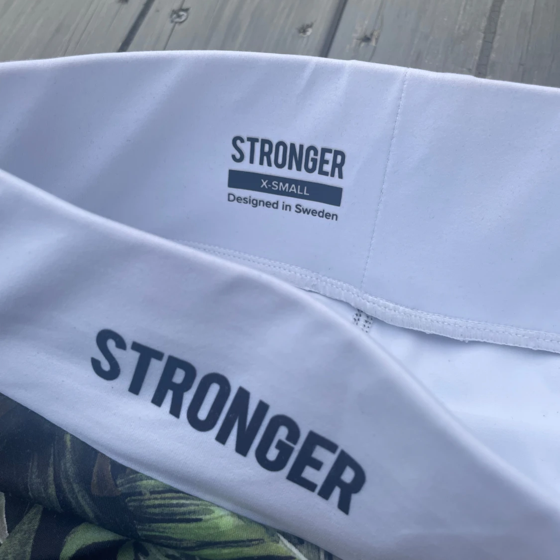 STRONGER Thights - 90