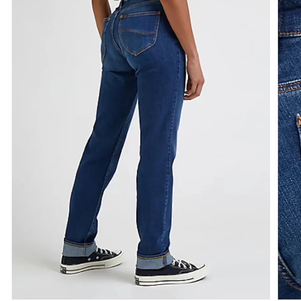 Lågmidjade jeans från lee kunde inte hitta dom på hemsidan men tog en bild som va mest lik men dom e Low Waits och straight i modellen🫶🏼. Jeans & Byxor.