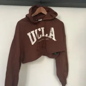 Magtröj hoodie från H&M  Storlek S 