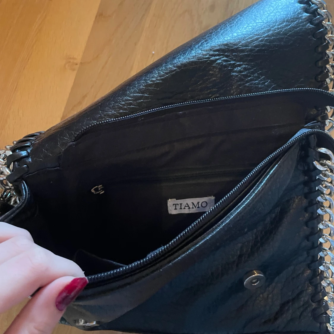 Tiamo pricillia väska  - 90