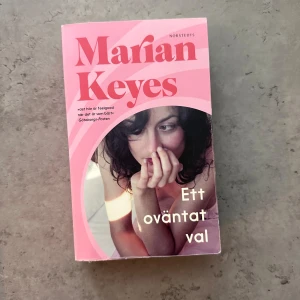 Ett oväntat val - Marian Keyes - En feelgood och romantik roman av Marian Keyes. 