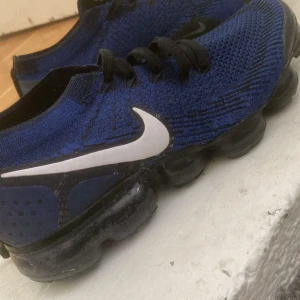 Nike Air Max  - Skit feta Nike Air Max, köptes för 3500 och säljer de för att de inte används. 