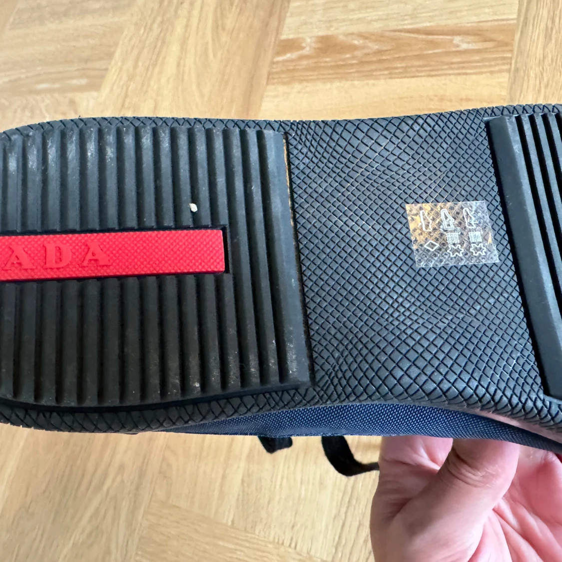 Oanvända Prada sneakers EU43/8,5 - 91