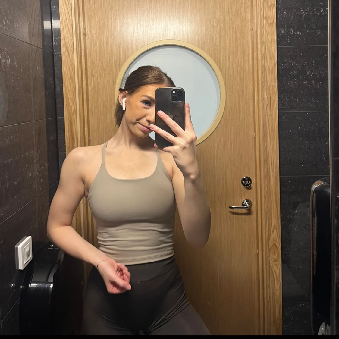 Träningslinne från Relode i beige