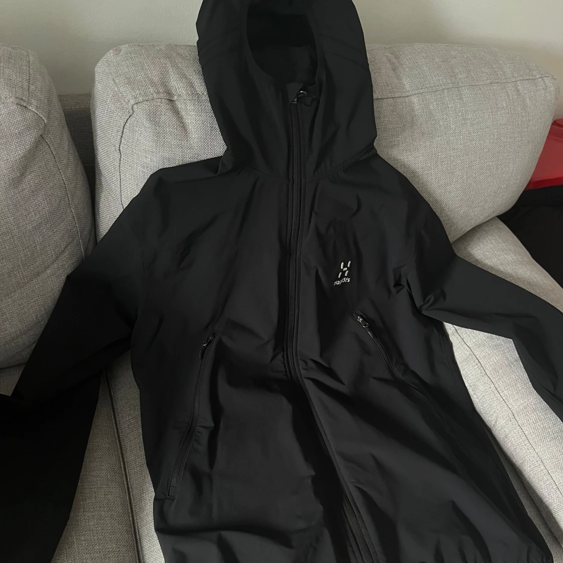 Svart jacka från Haglöfs - 90