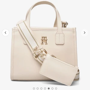 SÖKER!!!!! - Letat överallt men hittar inte någonstanns. Söker för ett rimligt pris 