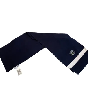 Lacoste scarf - Helt ny och aldrig Lacoste scarf.