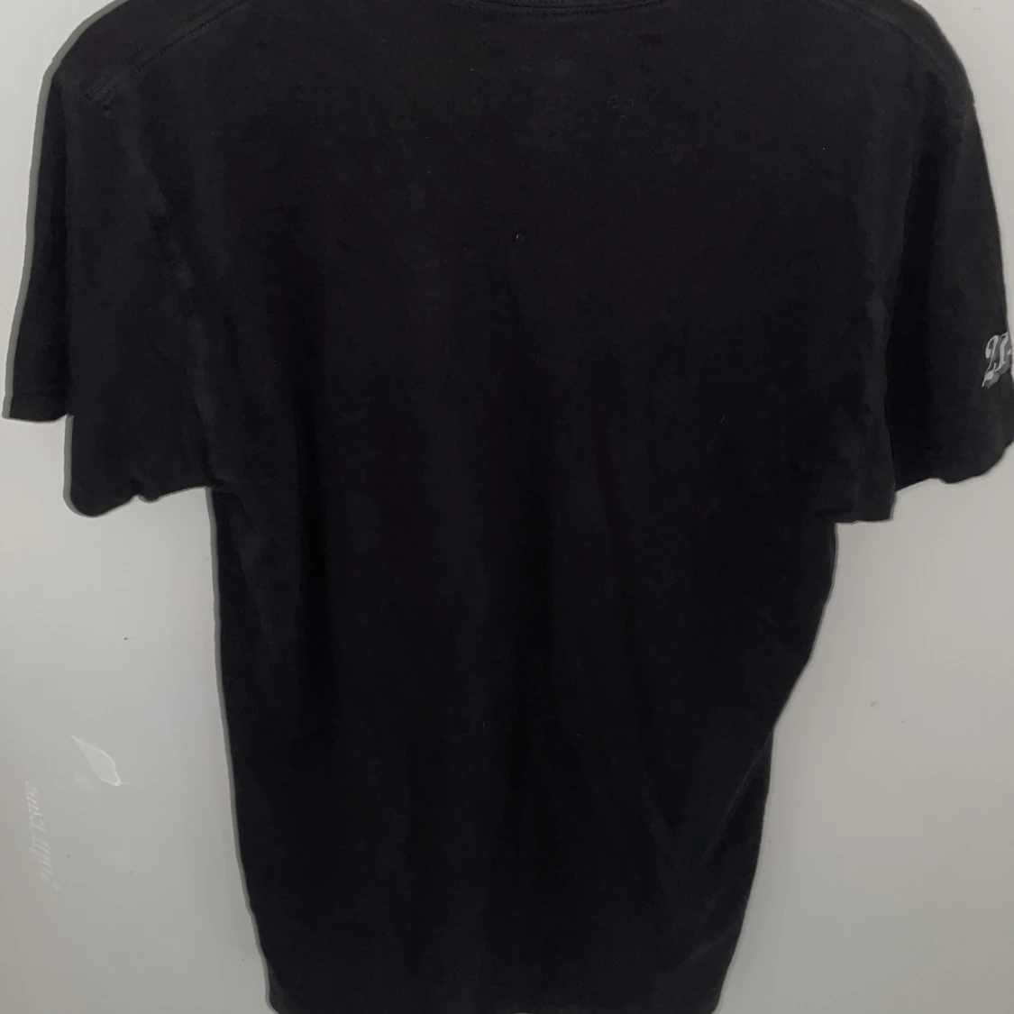 Svart T-shirt!! - 91