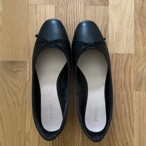 Ballerinaskor - Helt oanvända endast testade inomhus