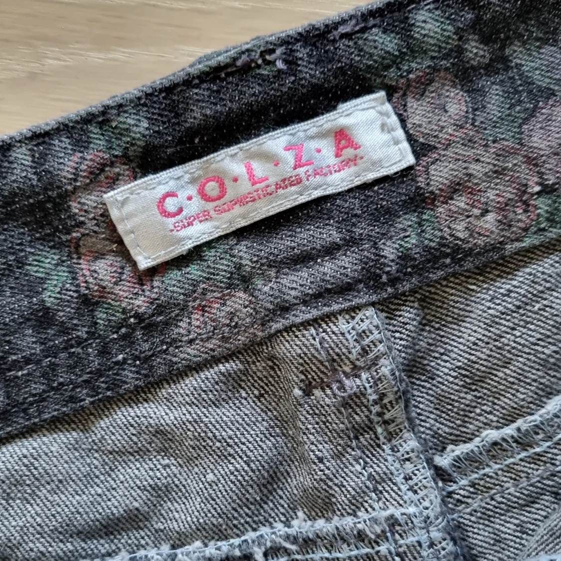 Oanvända washed jeans shorts - 92