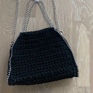 Virkad väska  - 💗