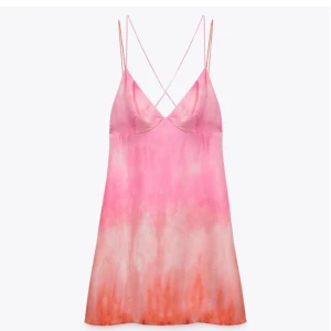 Miniklänning zara - Super fin minidress från zara i storlek S