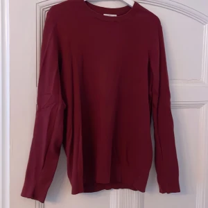 Selected homme pullover - Selected Homme, vinröd pullover. Storlek M, knappt använd.  Kom med prisförslag.