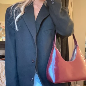 Oversize kavaj - Bra skick. Jag är 155 cm lång 