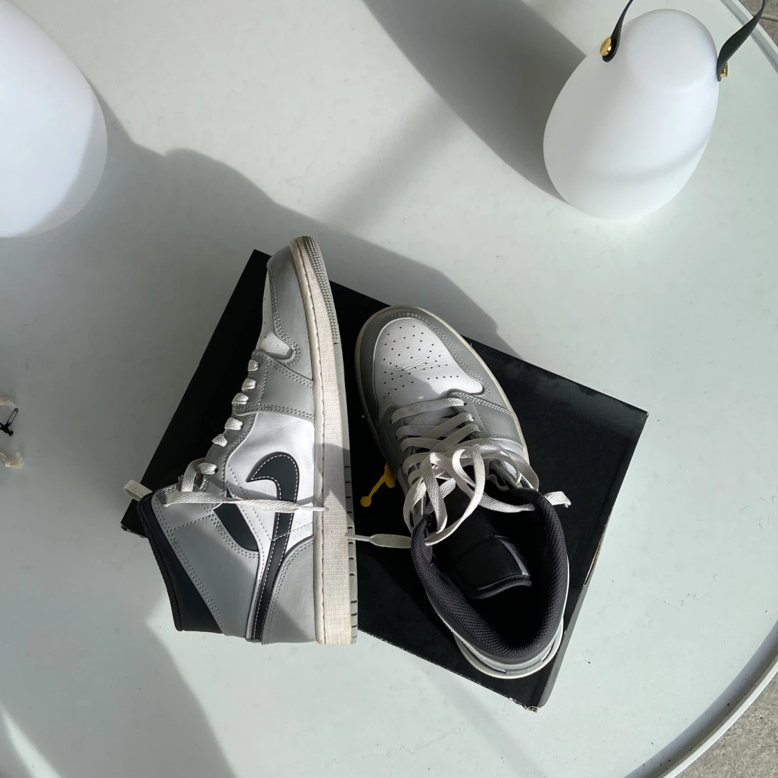 Air Jordan 1 light smoke grey  - 92