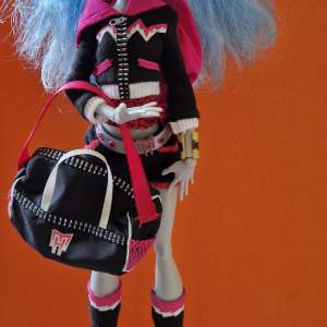 Fearsquad,Ghoulia Yelps 