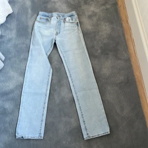Levis 501 - Levis 501 aldrig använda 16 år 199kr! In och köp!